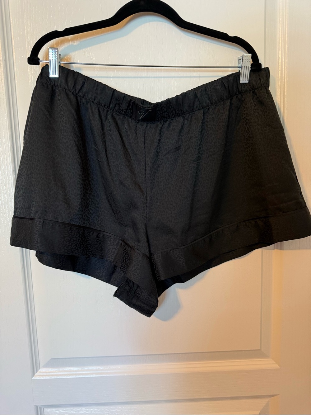 Victoria's Secret Black Textured High-Waist Lounge Shorts